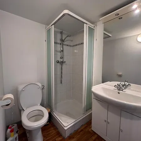 Karel - Gitoo Apartment