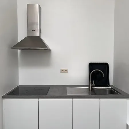 Karel - Gitoo Apartment Ghent