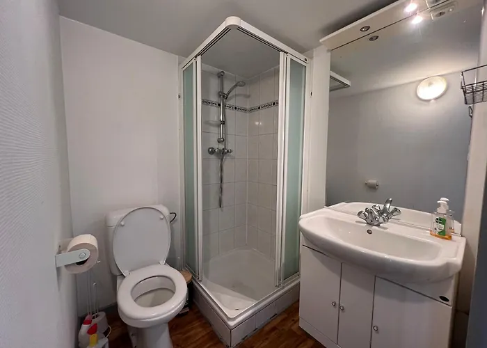 Karel - Gitoo Apartment